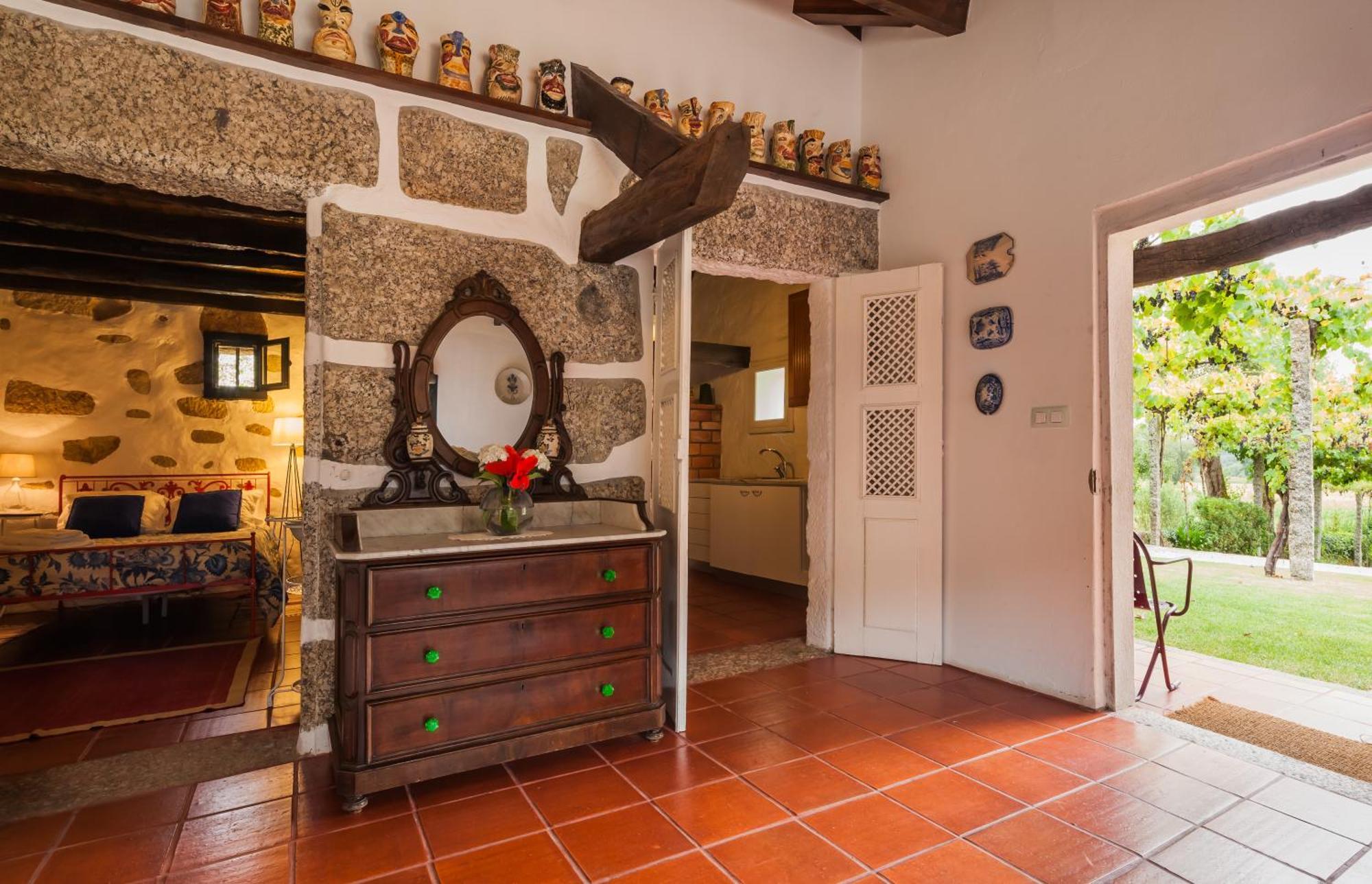 1720 Quinta Da Cancela - Winery & Farmhouse Guimarães Kamer foto