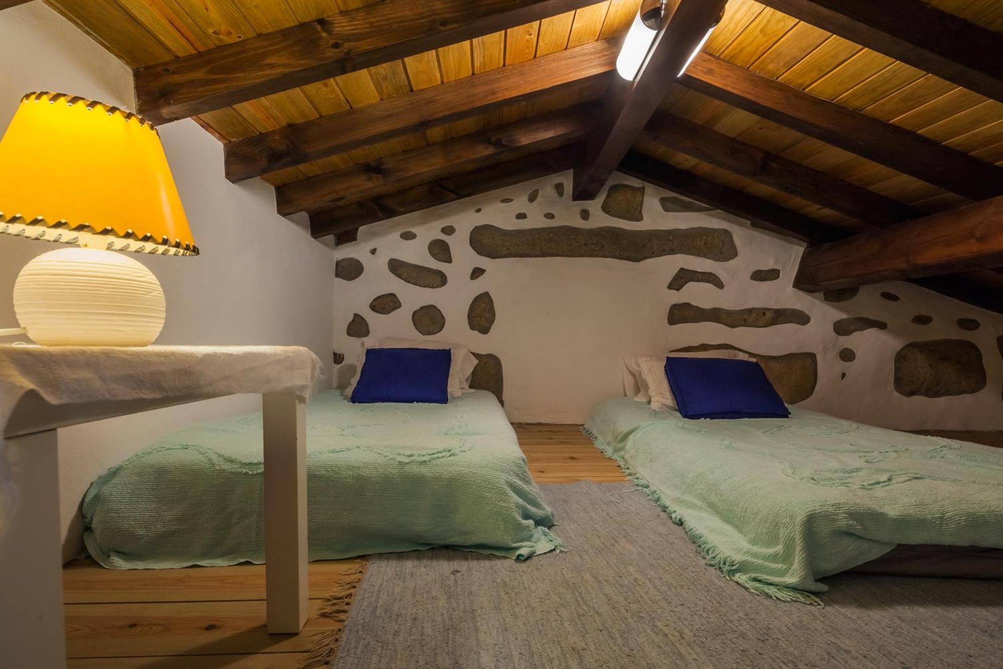 1720 Quinta Da Cancela - Winery & Farmhouse Guimarães Kamer foto