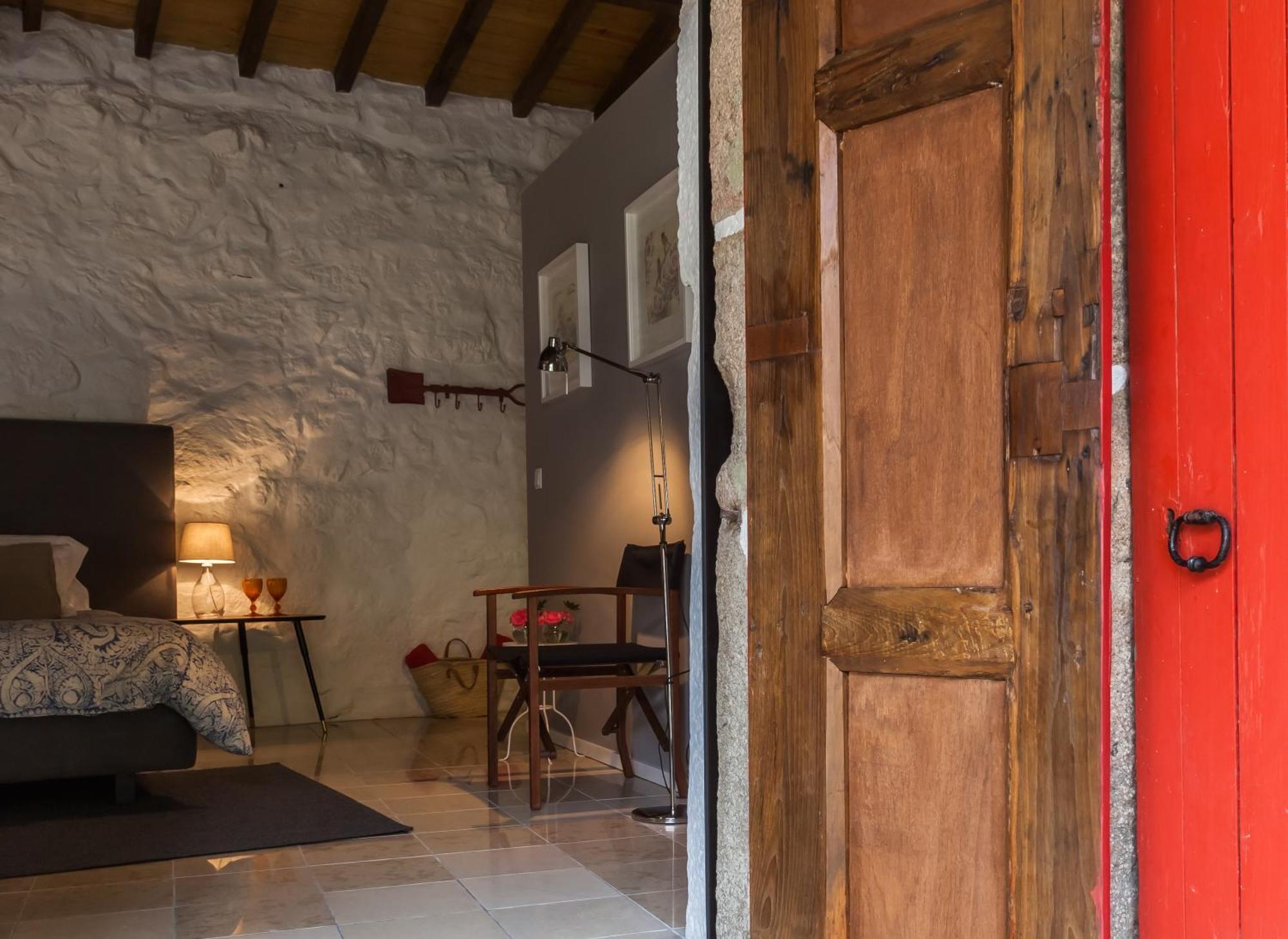1720 Quinta Da Cancela - Winery & Farmhouse Guimarães Buitenkant foto